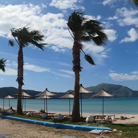 アパート Thousand Kisses *